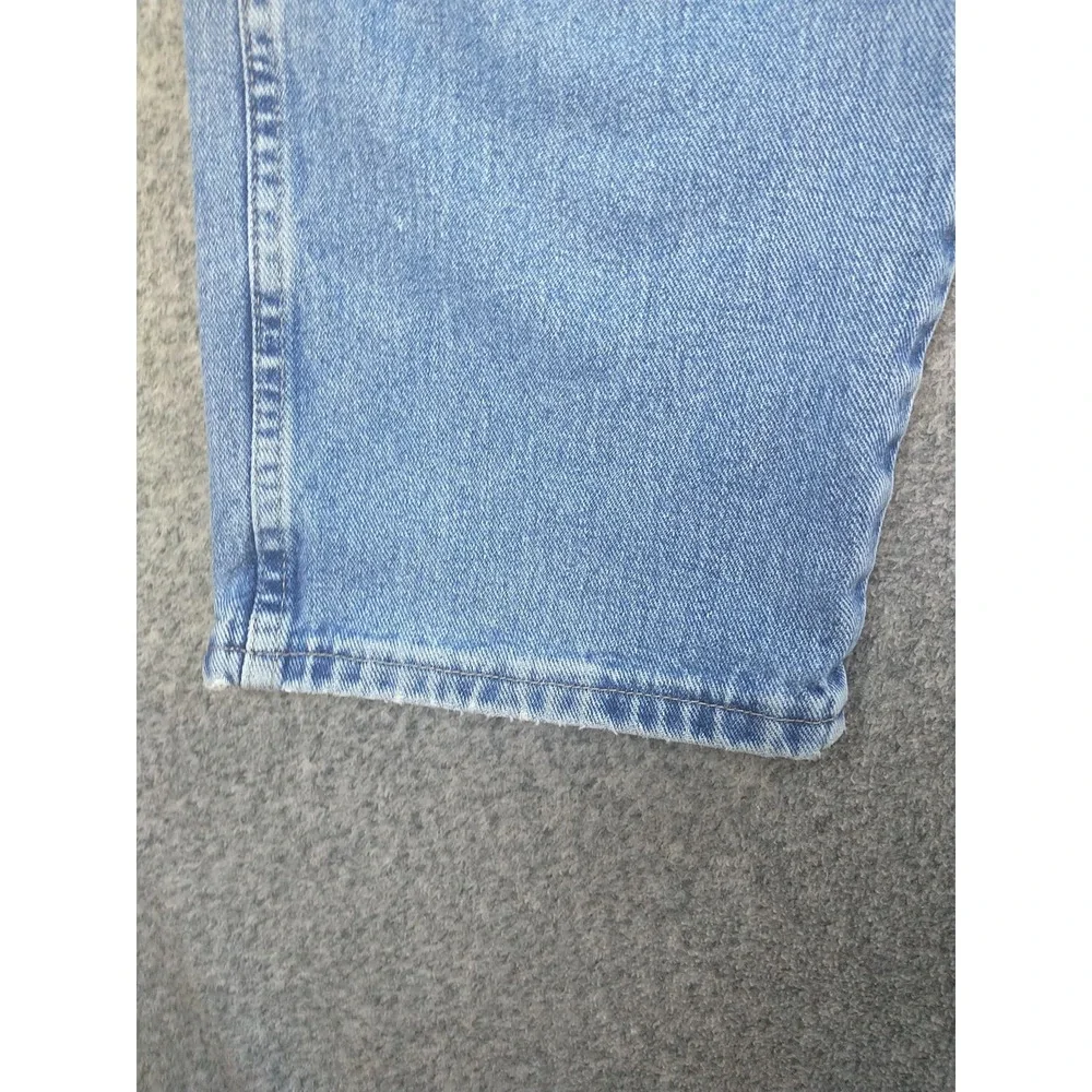 Wrangler Rugged Wear Mens Light Wash Straight Leg Jeans 38x31 Blue Denim 35001AI